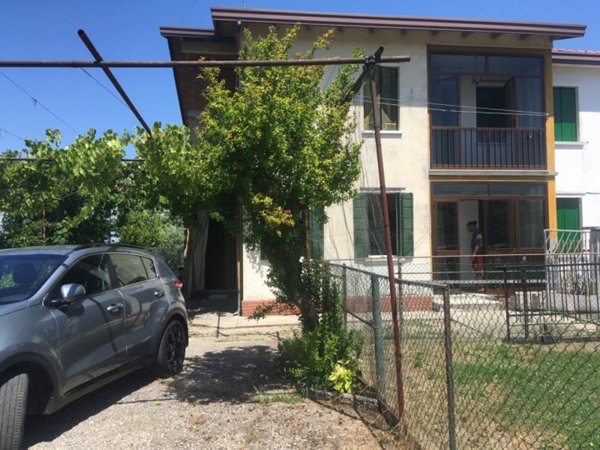 casa semindipendente in vendita a Mira
