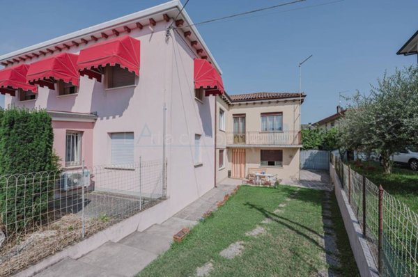 casa indipendente in vendita a Mira in zona Giovanni XXIII