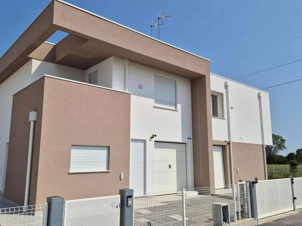 casa indipendente in vendita a Mira in zona La Casona