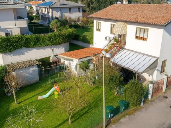 casa indipendente in vendita a Mira