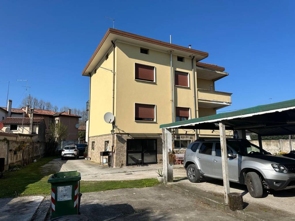 casa indipendente in vendita a Mira in zona Giovanni XXIII