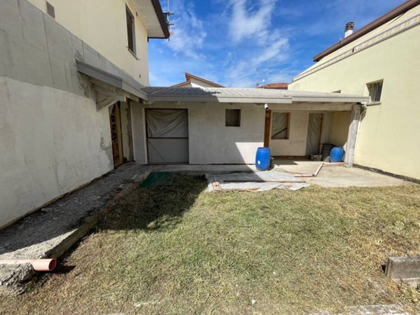 casa indipendente in vendita a Mira