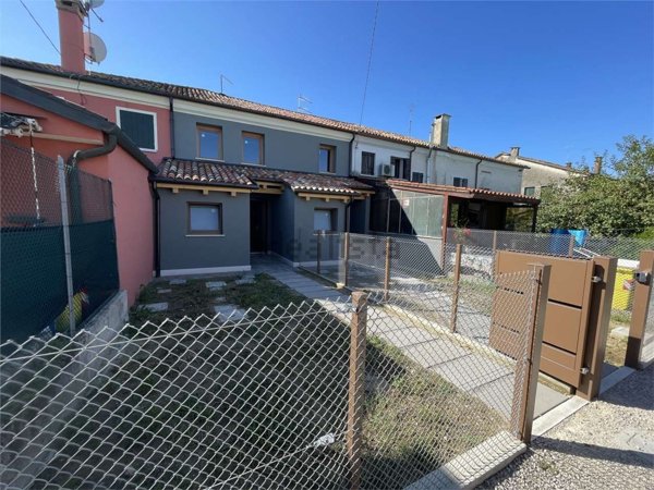 appartamento in vendita a Mira in zona Marano