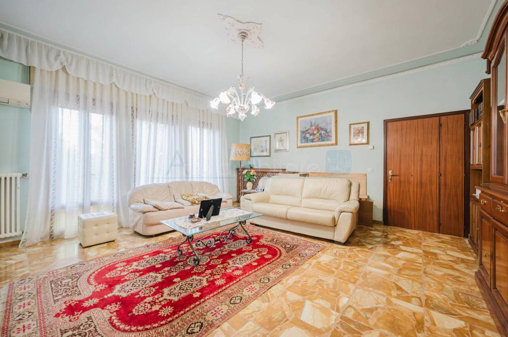 casa indipendente in vendita a Mira