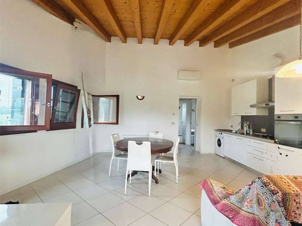 casa indipendente in vendita a Mira in zona Marano