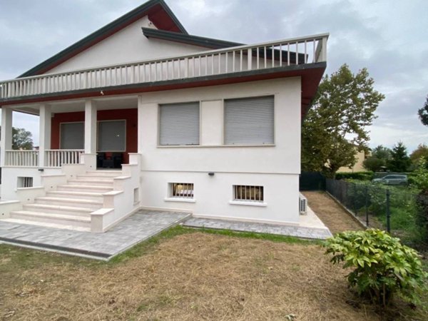 casa indipendente in vendita a Mira