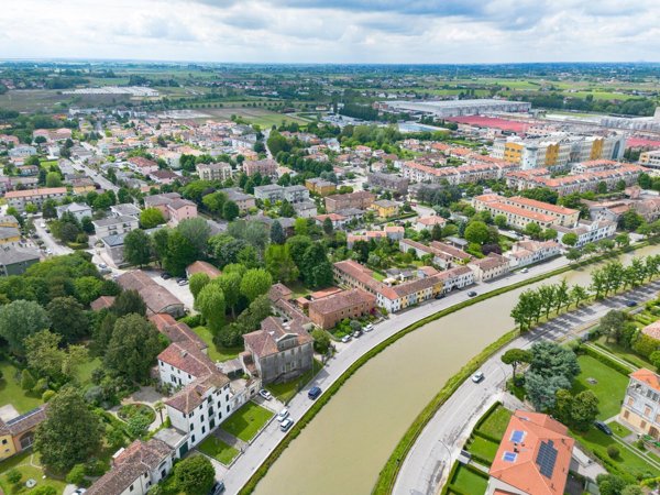 casa indipendente in vendita a Mira