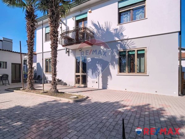casa indipendente in vendita a Mira in zona Giovanni XXIII