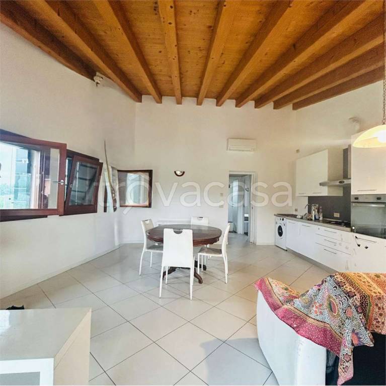 casa indipendente in vendita a Mira in zona Marano