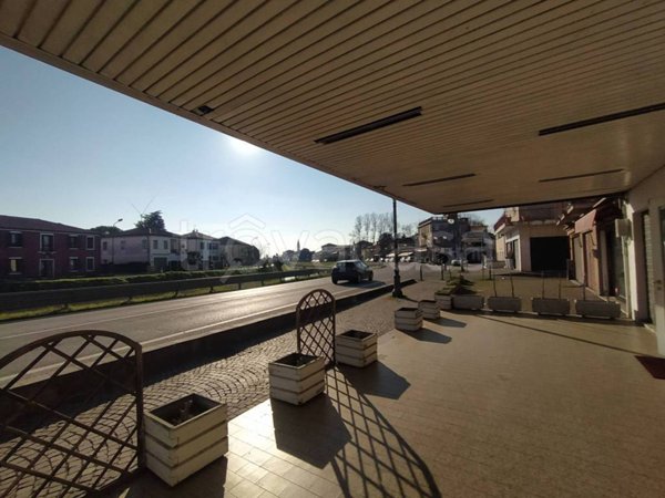 negozio in vendita a Mira in zona Giovanni XXIII
