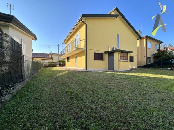casa indipendente in vendita a Mira