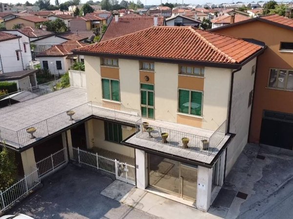 casa indipendente in vendita a Mira