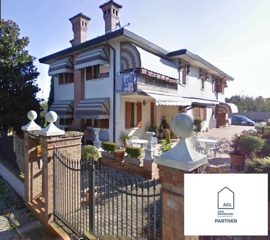 appartamento in vendita a Mira in zona Piazza Vecchia