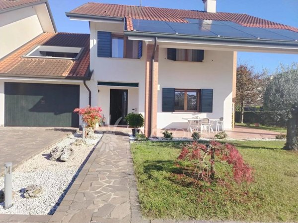 casa indipendente in vendita a Mira