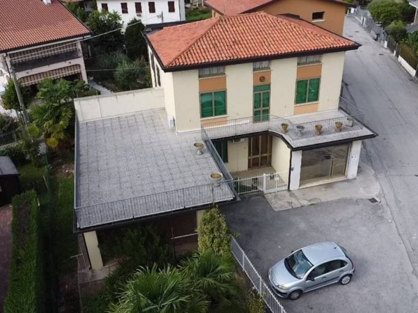 casa indipendente in vendita a Mira