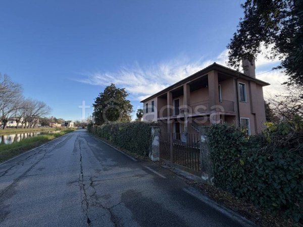 casa indipendente in vendita a Mira