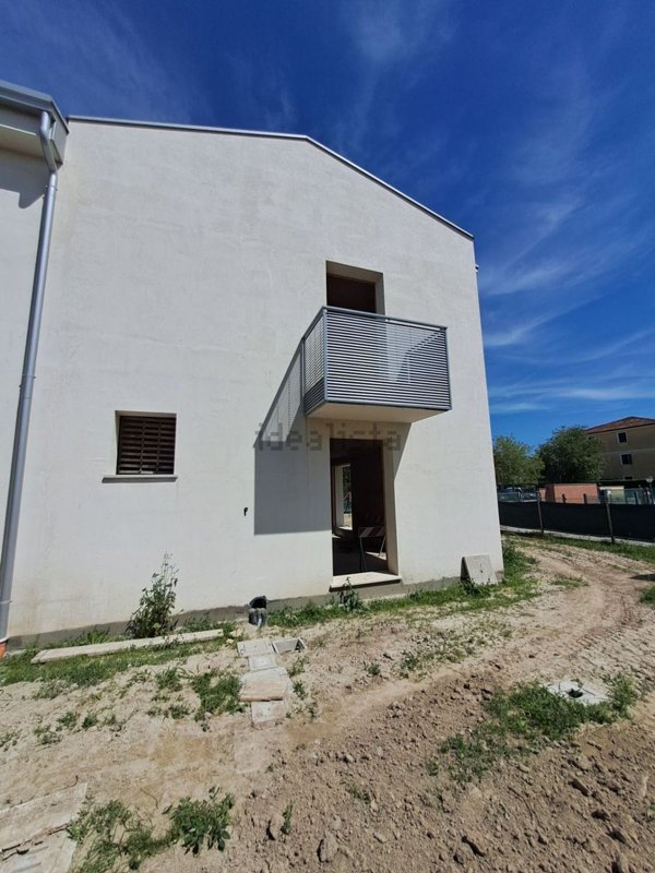 esavano in vendita a Mira