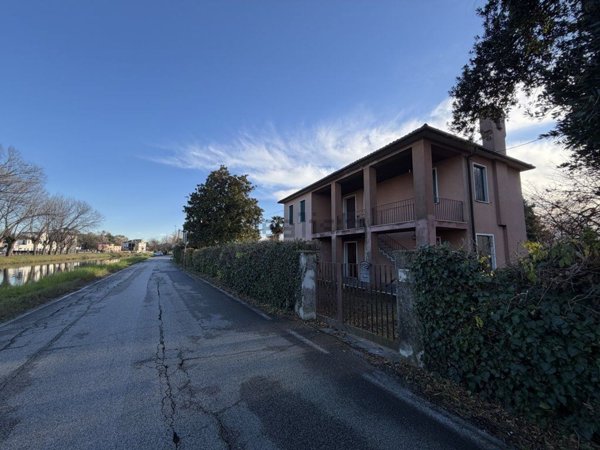 casa indipendente in vendita a Mira