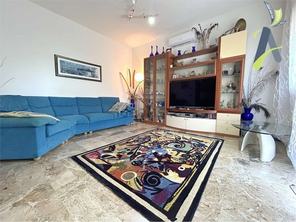 casa indipendente in vendita a Mira in zona Marano