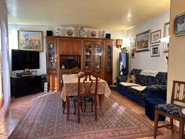 pentavano in vendita a Mira