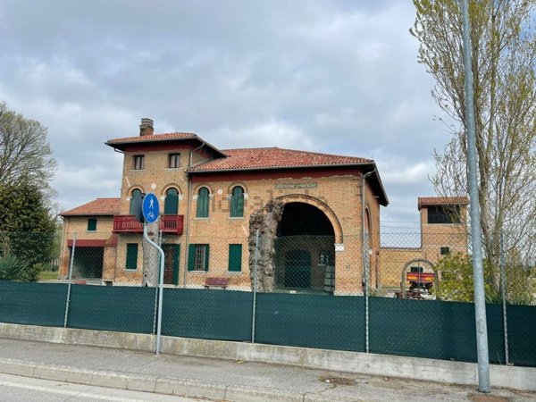 casa indipendente in vendita a Mira in zona Dogaletto