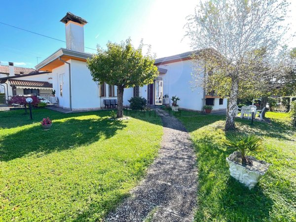 casa indipendente in vendita a Mira