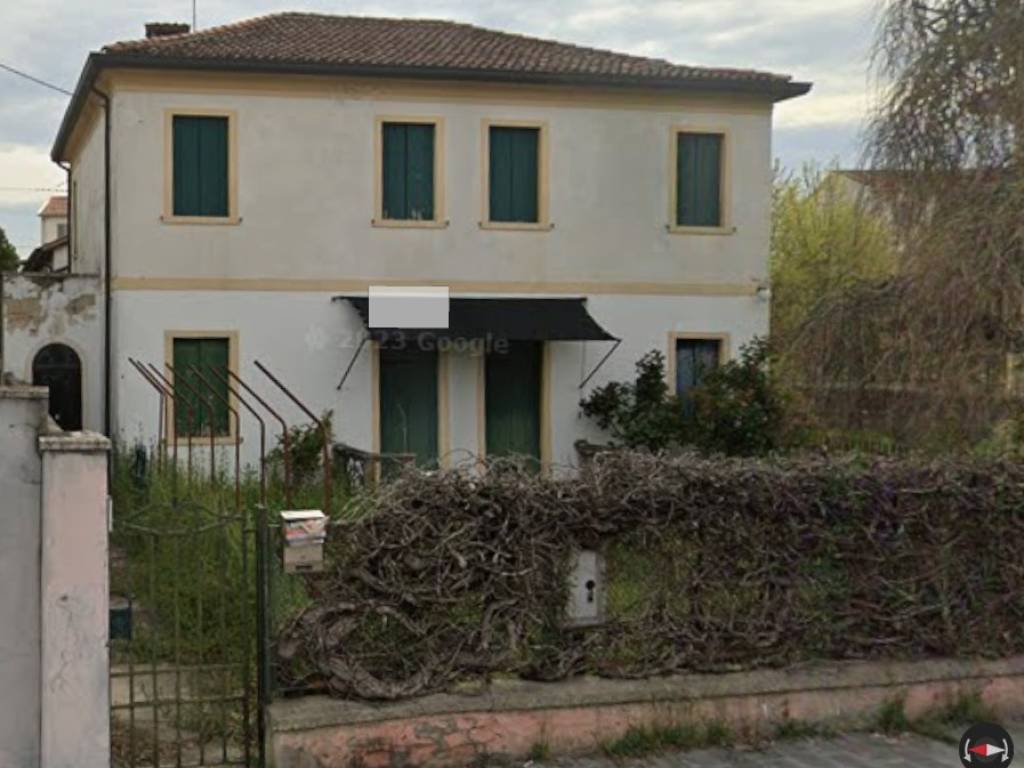 casa indipendente in vendita a Mira in zona Piazza Vecchia