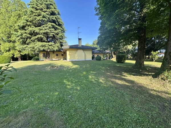 casa indipendente in vendita a Mira in zona Marano