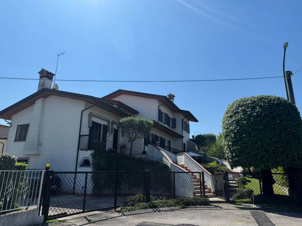 casa indipendente in vendita a Mira