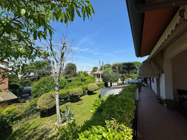 casa indipendente in vendita a Mira