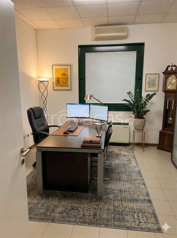 ufficio in vendita a Mira