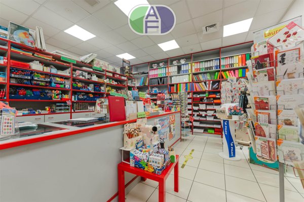 negozio in vendita a Mira in zona Marano