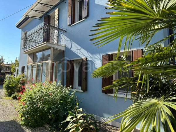casa indipendente in vendita a Mira in zona Giovanni XXIII
