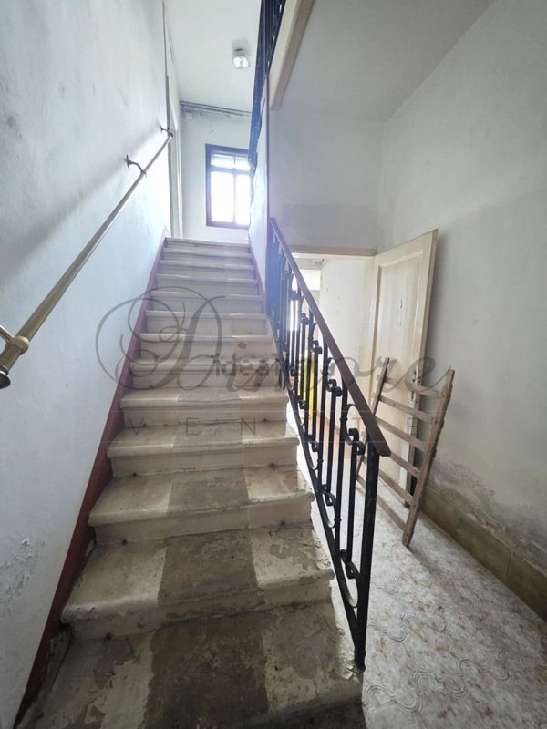 casa indipendente in vendita a Mira in zona Piazza Vecchia
