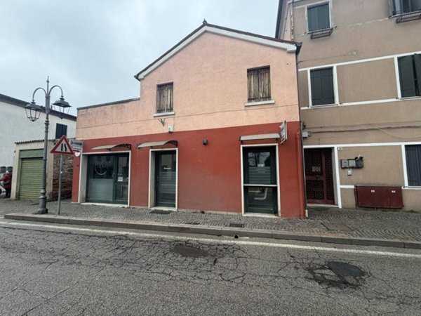 negozio in vendita a Mira