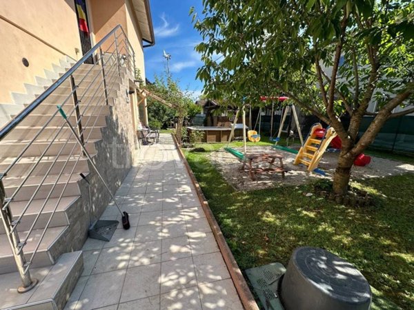 casa indipendente in vendita a Mira in zona Dogaletto