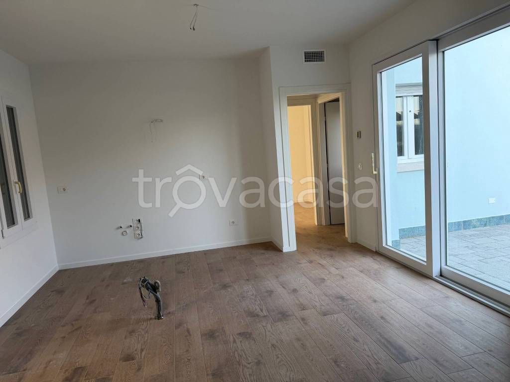 appartamento in vendita a Mira in zona Piazza Vecchia