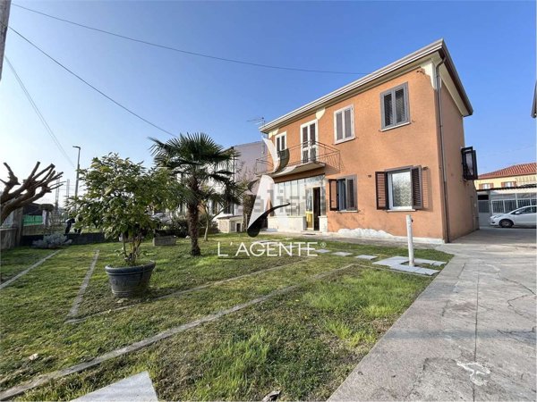 casa indipendente in vendita a Mira
