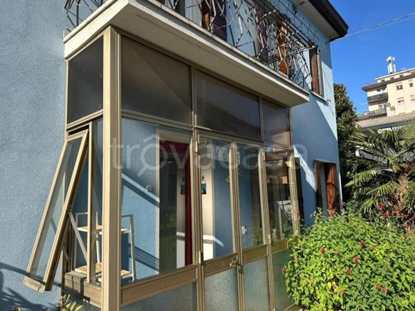 casa indipendente in vendita a Mira in zona Giovanni XXIII
