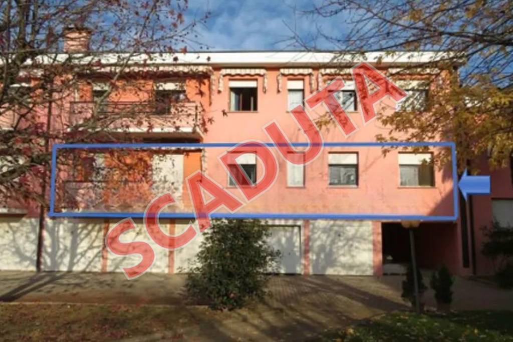 appartamento in vendita a Mira in zona Piazza Vecchia