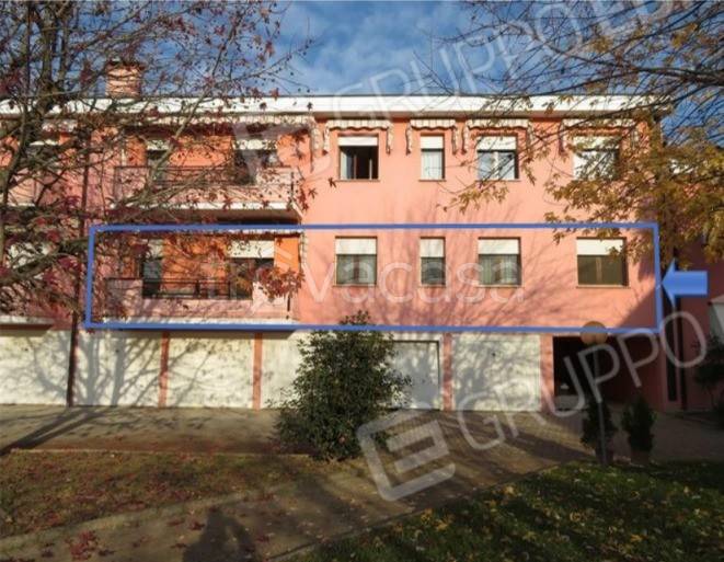 appartamento in vendita a Mira in zona Piazza Vecchia