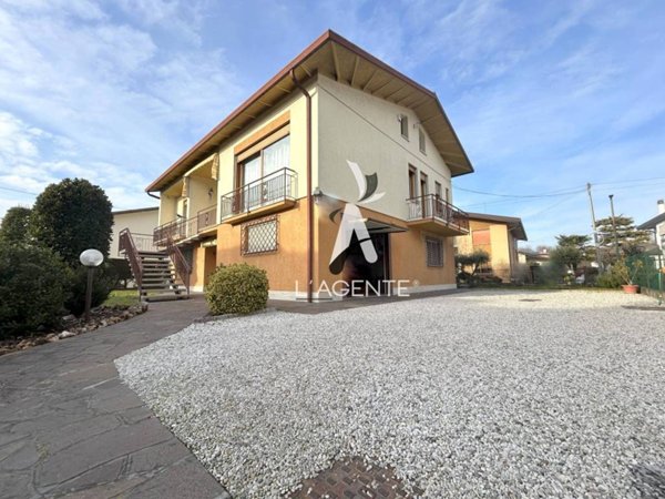 casa indipendente in vendita a Mira