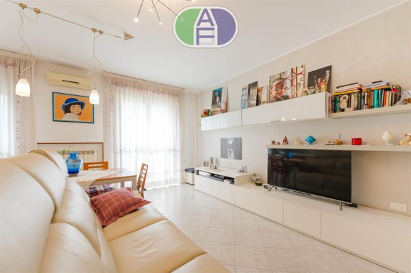 appartamento in vendita a Mira in zona Piazza Vecchia