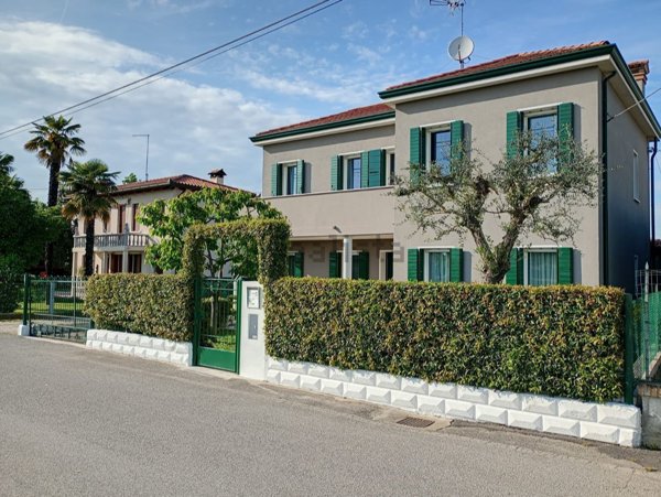 casa indipendente in vendita a Mira