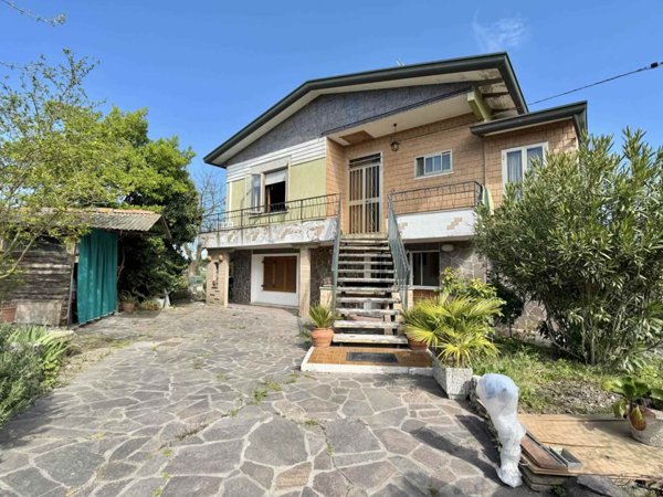casa indipendente in vendita a Mira in zona Marano