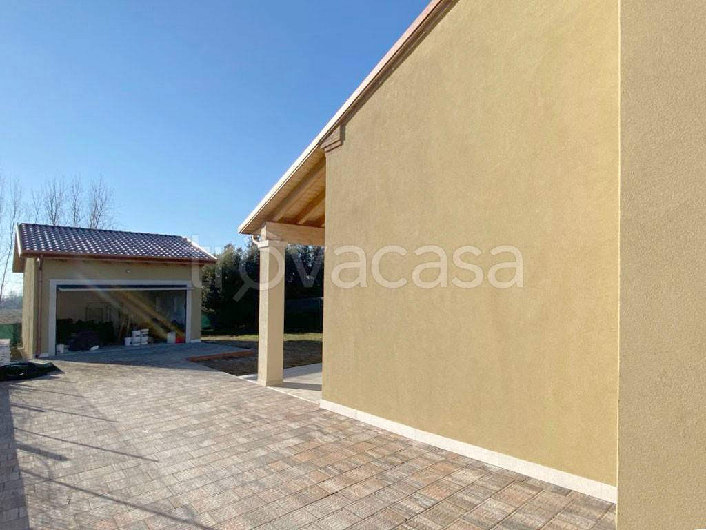 casa indipendente in vendita a Mira in zona Piazza Vecchia