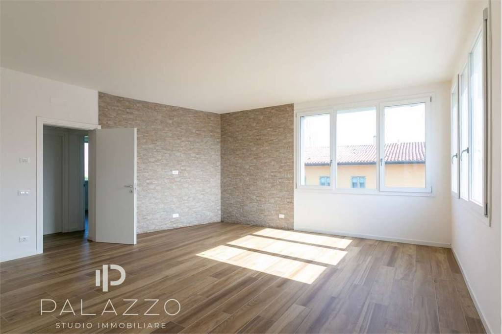 appartamento in vendita a Mira in zona Giovanni XXIII