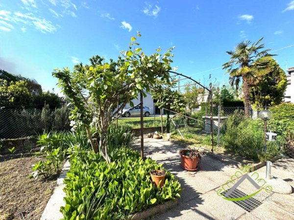 casa indipendente in vendita a Mira in zona Giovanni XXIII