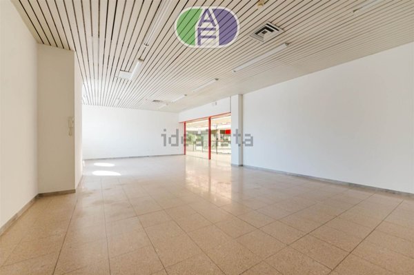 negozio in vendita a Mira in zona Marano