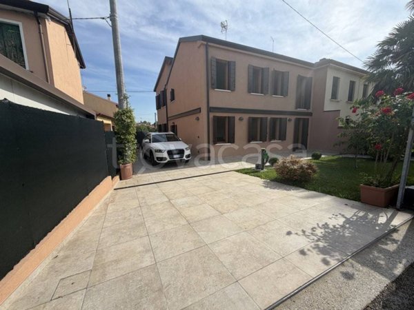 casa indipendente in vendita a Mira in zona Giovanni XXIII